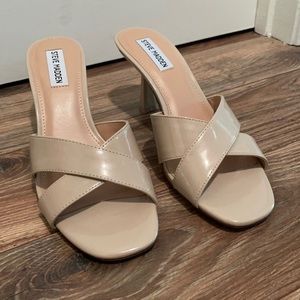 Steve Madden pump with 2” heel, size 9.